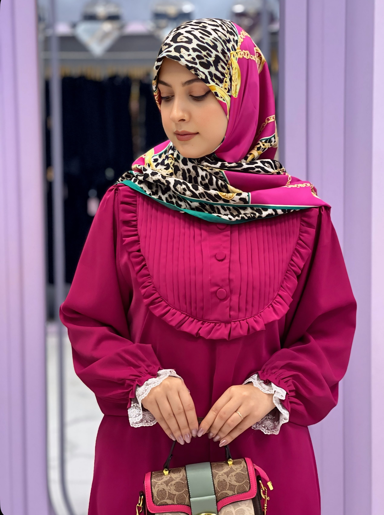 عبا پيراهني آتنـــا