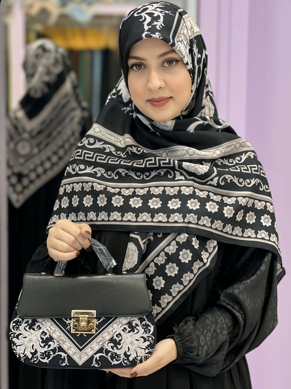 مشکی سفید
